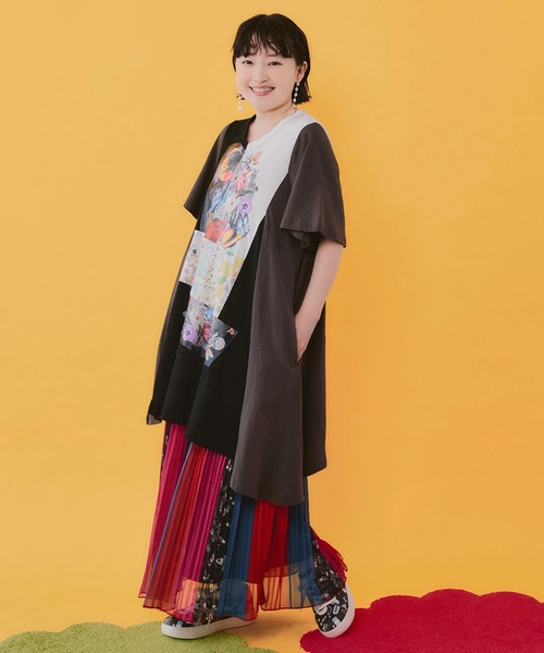 ScoLar(スカラー)の「162669:モノクロワールド柄 配色素材切替 アシメチュニック(チュニック・レディース・イエロー/オフホワイト/チャコールグレー・M)」の18枚目の写真