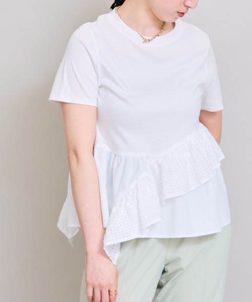 LHELBIE（レルビエ）の「アシメヘムペプラムトップス（Tシャツ/カットソー・レディース・ブラック/オフホワイト・M）」の2枚目の写真