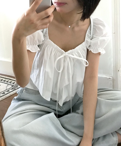 REMUR(レミュール)の「2WAYネックパフスリーブティアードトップス(シャツ/ブラウス・レディース・ベージュ/サックスブルー/ピンク/ホワイト・FREE)」の8枚目の写真