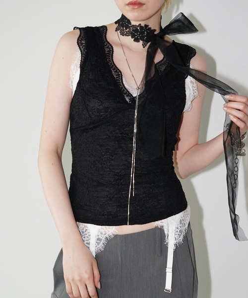 chuclla(チュクラ)の「フラワーレースVネックタンクトップ chw26s344(Tシャツ/カットソー・レディース・ホワイト/ブラック・FREE)」の11枚目の写真