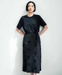 THREE FIFTY STANDARD 小谷実由さんと作ったタブリエ付きワンピース〈ブラック〉
