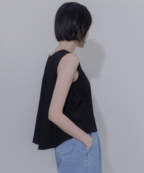 MEMUA（メムア）の「マッシュスリーブレスブラウス（ブラック）（シャツ/ブラウス・レディース・クリーム/ブラック・SMALL/MEDIUM）」の5枚目の写真
