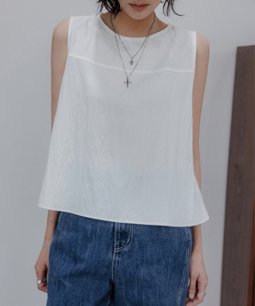 MEMUA（メムア）の「マッシュスリーブレスブラウス（ブラック）（シャツ/ブラウス・レディース・クリーム/ブラック・SMALL/MEDIUM）」の4枚目の写真
