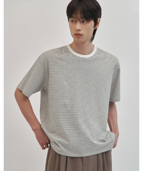 WORK ON BODY OFF（ワークオンボディオフ）の「マレコットンラウンドネック半袖Tシャツ[アイボリーブラック]（Tシャツ/カットソー・メンズ・アイボリー・MEDIUM/LARGE/X-LARGE）」の4枚目の写真