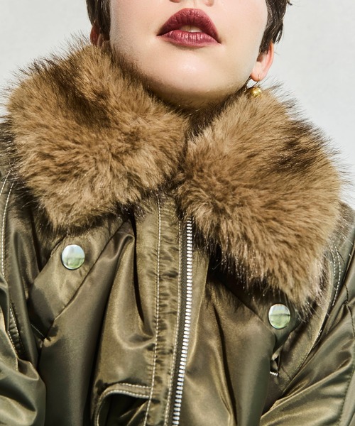 OMMO（オーエムエムオー）の「FUR COLLAR SHORT MA-1（MA-1・レディース・グレー/カーキ/ブラック・38/36）」の19枚目の写真