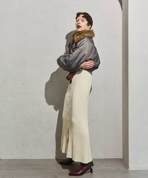 OMMO（オーエムエムオー）の「FUR COLLAR SHORT MA-1（MA-1・レディース・グレー/カーキ/ブラック・38/36）」の12枚目の写真