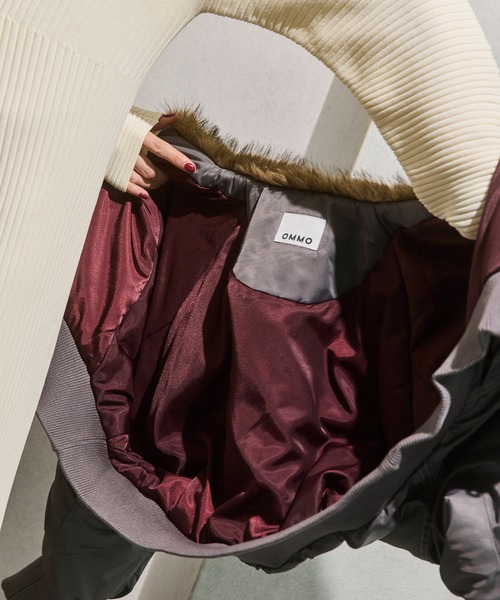 OMMO（オーエムエムオー）の「FUR COLLAR SHORT MA-1（MA-1・レディース・グレー/カーキ/ブラック・38/36）」の8枚目の写真