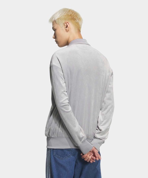 adidas(アディダス)の「FB TT ベロア / ファイヤーバード トラックトップ ベロア / ジャージ / トラックジャケット / アディダスオリジナルス adidas Originals(ジャージ・メンズ・グレー系その他・XX-LARGE/XX-SMALL/3XL/LARGE/MEDIUM/SMALL/X-LARGE/X-SMALL)」の6枚目の写真