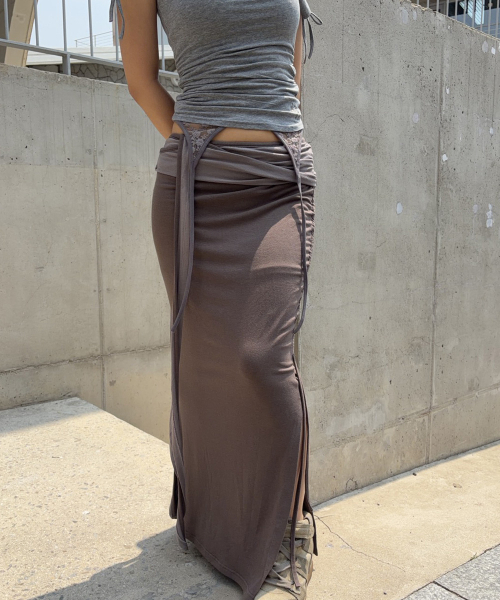 PLEASENOFOLLOW(プリーズノーフォロー)の「Ina Shirring Long Skirt (Khaki)(スカート・レディース・その他・SMALL/MEDIUM)」の8枚目の写真