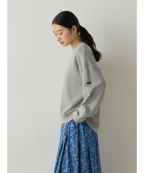 MidiUmi(ミディウミ)の「MidiUmi ワイドスウェットプルオーバー(Tシャツ/カットソー・レディース・ネイビー/ブラウン/グレー/キナリ/イエロー・FREE)」の13枚目の写真