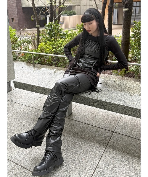 ELCHELE(エルチェレ)の「EFFORTLESS CUT LS TEE(Tシャツ/カットソー・レディース・ダークパープル/ミント/ブラック/オフホワイト・FREE)」の10枚目の写真