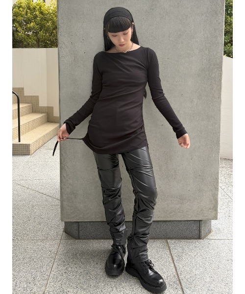 ELCHELE(エルチェレ)の「EFFORTLESS CUT LS TEE(Tシャツ/カットソー・レディース・ダークパープル/ミント/ブラック/オフホワイト・FREE)」の8枚目の写真