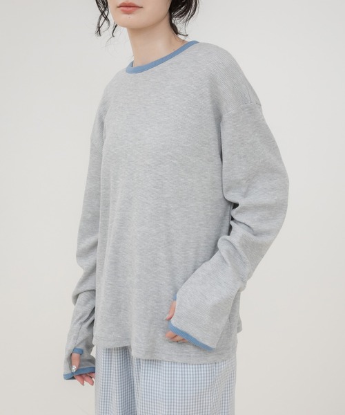 HEILIS(ヘイリス)の「バイカラーワッフルロングTシャツ/ロンT 長袖Tシャツ カットソー ワッフルTシャツ ワッフルトップス バイカラー 配色トップス 配色リブ クルーネック 長袖トップス 韓国ファッション 韓国コーデ カジュアル ノームコア レイヤード デイリー 春服 秋服 冬服 オフホワイト グレー ブラック(Tシャツ/カットソー・レディース・オフホワイト/ブラック/グレー・FREE)」の7枚目の写真