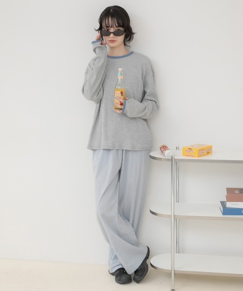 HEILIS(ヘイリス)の「バイカラーワッフルロングTシャツ/ロンT 長袖Tシャツ カットソー ワッフルTシャツ ワッフルトップス バイカラー 配色トップス 配色リブ クルーネック 長袖トップス 韓国ファッション 韓国コーデ カジュアル ノームコア レイヤード デイリー 春服 秋服 冬服 オフホワイト グレー ブラック(Tシャツ/カットソー・レディース・オフホワイト/ブラック/グレー・FREE)」の8枚目の写真