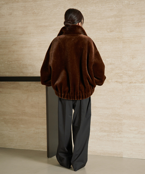 plage(プラージュ)の「Vegancode / ヴィ―ガンコード 別注 ECOFUR BOMBER ジャケット(その他アウター・レディース・ナチュラル/ブラウン・FREE)」の7枚目の写真