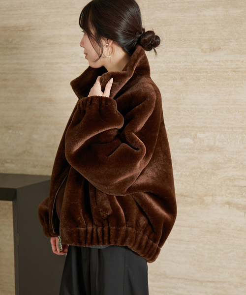 plage(プラージュ)の「Vegancode / ヴィ―ガンコード 別注 ECOFUR BOMBER ジャケット(その他アウター・レディース・ナチュラル/ブラウン・FREE)」の10枚目の写真