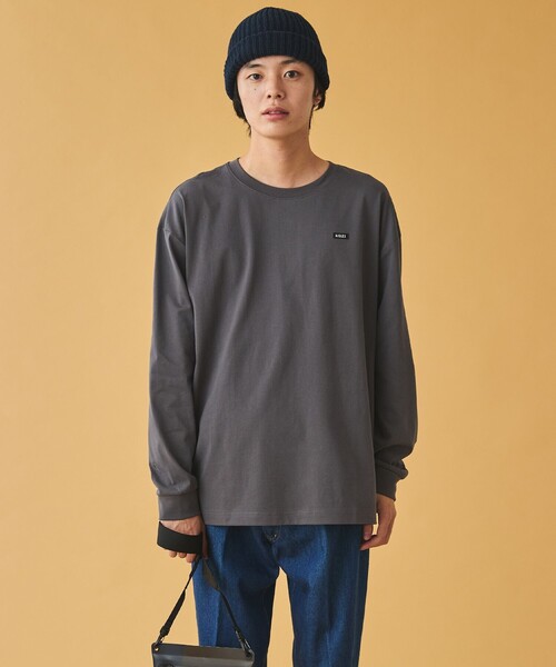 AIGLE（エーグル）の「オーガニックコットン オーバーサイズ ワンポイントシリコンバッジロゴ ロングスリーブTシャツ（Tシャツ/カットソー・メンズ・ブラック/ダークグレー/ホワイト・L/M/S/XL/XS/XXS）」の20枚目の写真