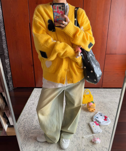 STEEPC(スティップ)の「TRUMP カーディガン _ イエロー(カーディガン/ボレロ・レディース・その他・SMALL/MEDIUM/LARGE)」の3枚目の写真