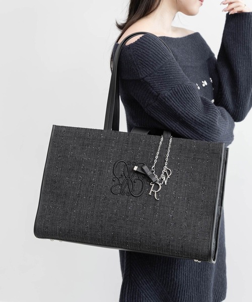 RANDA(ランダ)の「【A4対応】チャーム付きモノグラム刺繍ツイードトートバッグ(トートバッグ・レディース・ピンク/ブルー/グリーン/ブラック・LL)」の1枚目の写真