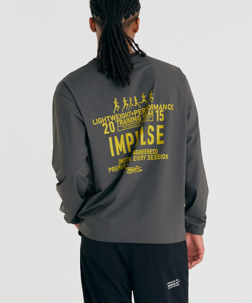 AIRIT(アイリット)の「インパルス オールラウンド ピステ AM1245 OL(Tシャツ/カットソー・メンズ・ダークオリーブ・XXX-LARGE/XX-LARGE/X-LARGE)」の2枚目の写真