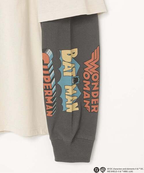 VENCEEXCHANGE（ヴァンスエクスチェンジ）の「DCキャラクターズデザイン 袖レイヤードロンT（Tシャツ/カットソー・メンズ・アイボリー/ダークグレー/オフホワイト/ブラック・L/M）」の5枚目の写真