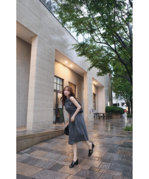MISTREASS(ミストレアス)の「Sleeveless Ribbon Tops×Flare Skirt Set Up(セットアップ・レディース・グレー/ベージュ・FREE)」の11枚目の写真