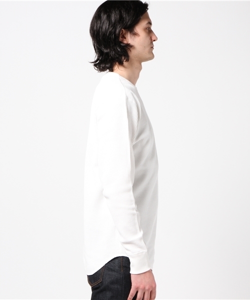 United Athle（ユナイテッドアスレ）の「【UNITED ATHLE】10.3ozヘビーワッフルロングスリーブTシャツ（Tシャツ/カットソー・メンズ・ホワイト/グレー/ブラック・SMALL/MEDIUM/LARGE）」の4枚目の写真