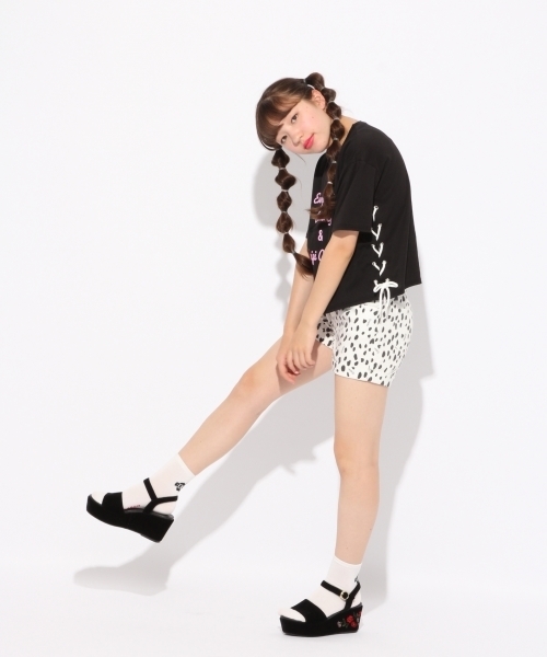 repipi armario（レピピ アルマリオ）の「☆nicola×KAYA×repipi☆レースアップTシャツ（Tシャツ/カットソー・キッズ・レッド/ホワイト/イエロー/ブラック・X-SMALL/LARGE/SMALL/MEDIUM）」の6枚目の写真