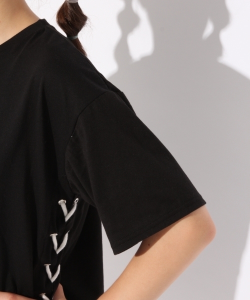 repipi armario（レピピ アルマリオ）の「☆nicola×KAYA×repipi☆レースアップTシャツ（Tシャツ/カットソー・キッズ・レッド/ホワイト/イエロー/ブラック・X-SMALL/LARGE/SMALL/MEDIUM）」の12枚目の写真