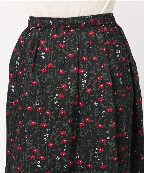 niko and...(ニコアンド)の「ラウンドヘムフレアースカート(スカート・レディース・パープル/レッド/イエロー・3/4)」の7枚目の写真