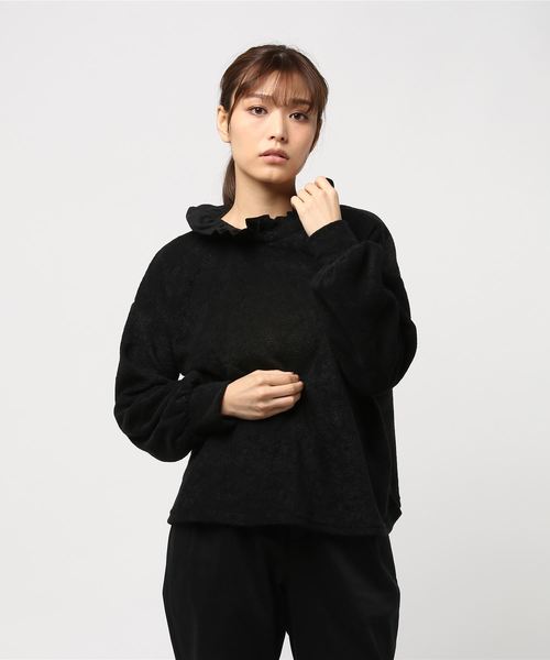 MERLOT(メルロー)の「パイルフリルネックプルオーバー680-7527(Tシャツ/カットソー・レディース・ブラック/ピンク/イエロー/アイボリー・FREE)」の3枚目の写真