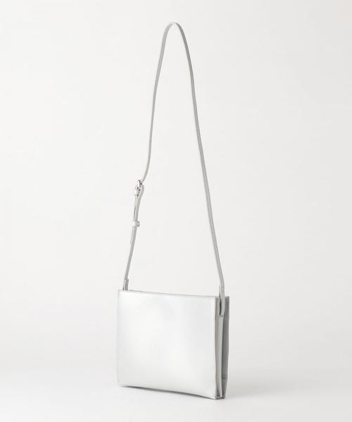 YAHKI（ヤーキ）の「＜YAHKI＞スプリットレザーサコッシュ о（ショルダーバッグ・レディース・シルバー/ブラック・FREE）」の3枚目の写真