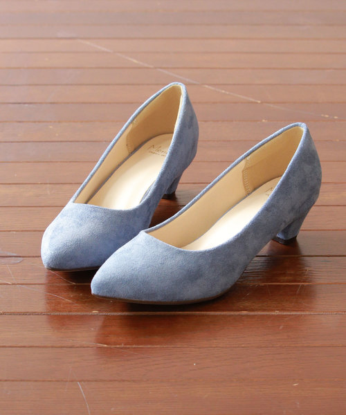 menue(メヌエ)の「freely(フリーリー) 幅広 4E ポインテッドトゥ 5cmヒールパンプス(パンプス・レディース・ブラウン/アイボリー/スモークピンク/ホワイト/ブラック系その他2/ブラック/ブルー/ピンクベージュ/ライトグレー/ブラウン系その他/グレイッシュベージュ/ブラック系その他/グレー/レンガ/ブルー系その他/レッド系その他/ピンク系その他/ブラック系その他3/ブラック系その他4/ベージュ/パイソン/シルバー/ブラウン系その他2/グレー系その他/ラベンダー/グレー系その他2/ブラック系その他5/ホワイト系その他・22.0cm/23.0cm/25.0cm/26.0cm/24.5cm/22.5cm/23.5cm/24.0cm/21.5cm/25.5cm/27.0cm/26.5cm)」の19枚目の写真