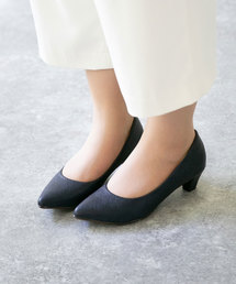 freely(フリーリー) 幅広 4E ポインテッドトゥ 5cmヒールパンプス