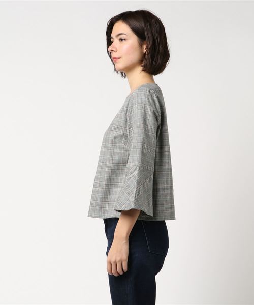 22 OCTOBRE（ヴァンドゥ－オクトーブル）の「リネン調リネーラーブラウス（シャツ/ブラウス・レディース・グレイッシュベージュ・38/40）」の4枚目の写真