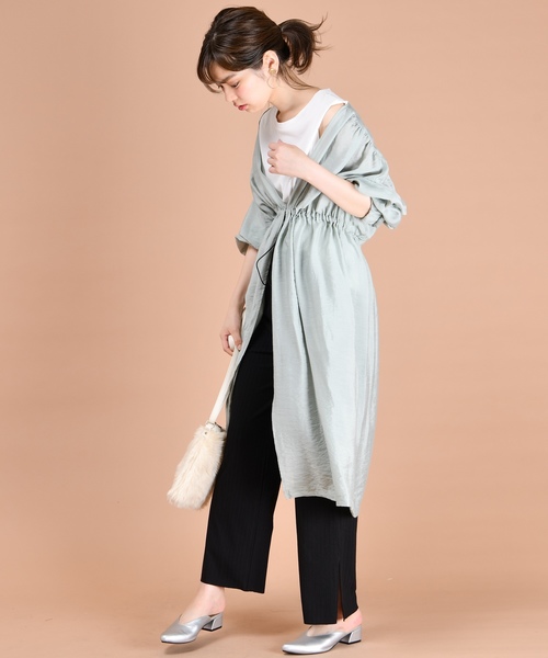 natural couture（ナチュラルクチュール）の「ウエストドロストサテンガウン（カーディガン/ボレロ・レディース・ベージュ/ミント/レンガ・FREE）」の3枚目の写真