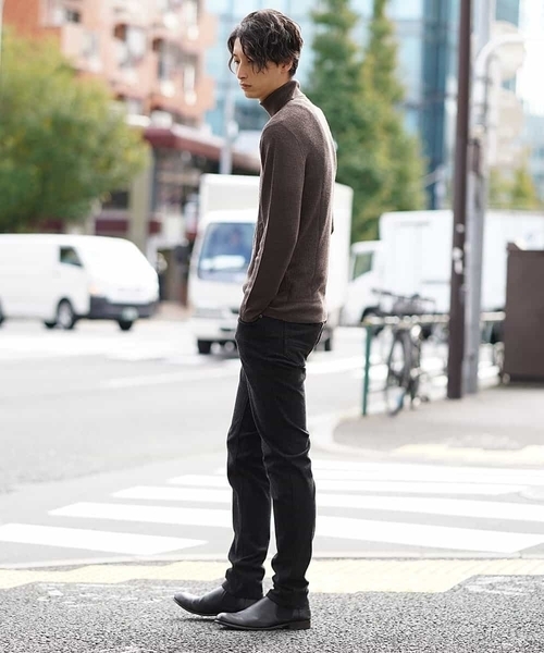 MK MICHEL KLEIN HOMME (エムケーミッシェルクランオム)の「【洗える】タートルネックケーブルニット(ニット/セーター・メンズ・ホワイト/ブラック/ブラウン/レッド・46/48/51)」の6枚目の写真