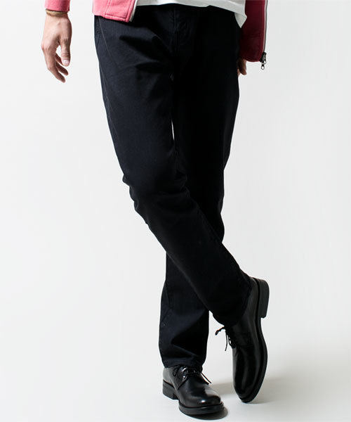 NANO universe(ナノユニバース)の「NU NARROW SLIM 5P(チノパンツ・メンズ・ベージュ/ブラック/ブルー/ボルドー/グレー・SMALL/MEDIUM/LARGE/X-LARGE)」の15枚目の写真