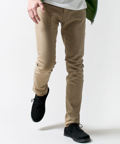 NANO universe(ナノユニバース)の「NU NARROW SLIM 5P(チノパンツ・メンズ・ベージュ/ブラック/ブルー/ボルドー/グレー・SMALL/MEDIUM/LARGE/X-LARGE)」の17枚目の写真