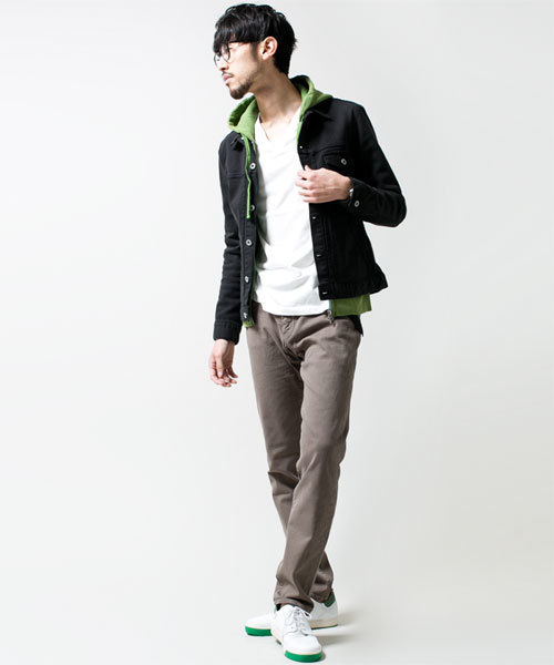 NANO universe(ナノユニバース)の「NU NARROW SLIM 5P(チノパンツ・メンズ・ベージュ/ブラック/ブルー/ボルドー/グレー・SMALL/MEDIUM/LARGE/X-LARGE)」の21枚目の写真