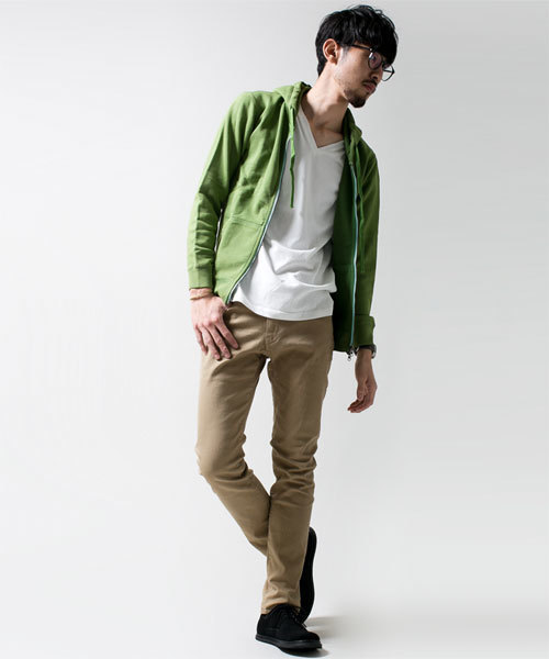 NANO universe(ナノユニバース)の「NU NARROW SLIM 5P(チノパンツ・メンズ・ベージュ/ブラック/ブルー/ボルドー/グレー・SMALL/MEDIUM/LARGE/X-LARGE)」の22枚目の写真