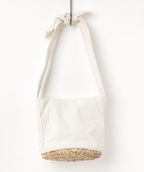 classicalelf（クラシカルエルフ）の「ラフリボン×カゴ　コンビ トートショルダーかごバッグ（かごバッグ・レディース・ブラック/カーキ/インディゴブルー/アイボリー・ONE SIZE）」の18枚目の写真
