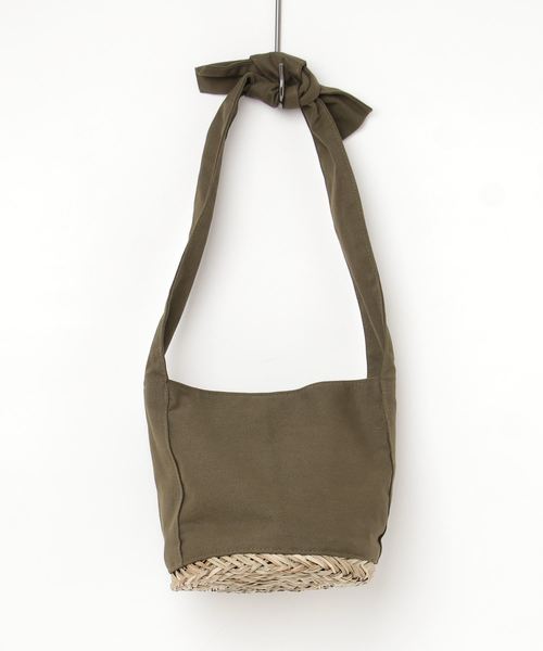 classicalelf（クラシカルエルフ）の「ラフリボン×カゴ　コンビ トートショルダーかごバッグ（かごバッグ・レディース・ブラック/カーキ/インディゴブルー/アイボリー・ONE SIZE）」の14枚目の写真