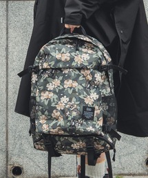 KiU（キウ）の「600D 大容量バックパック（22L）（バックパック/リュック）」