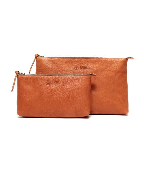 SLOW（スロウ）の「SLOW × BEAMS / 別注 レザー モバイルポーチ M  