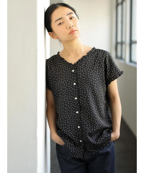 AMERICAN HOLIC（アメリカンホリック）の「両Vネックフリルフロントボタンブラウス　＊（シャツ/ブラウス・レディース・ドット/その他14/ブラック系その他5・FREE）」の13枚目の写真