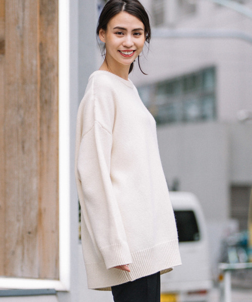 Munich�i�~���[�j�b�N�j�́u�����E�[���W���[�W�[�N���[�l�b�N�v���I�[�o�[�i�j�b�g/�Z�[�^�[�j�v�b�A�C�{���[