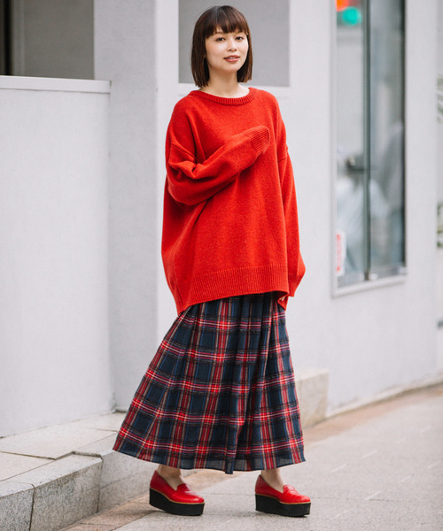 Munich（ミューニック）の「ラムウールジャージークルーネックプルオーバー（ニット/セーター・レディース・ブラック/ベージュ/レッド/アイボリー・FREE）」の6枚目の写真