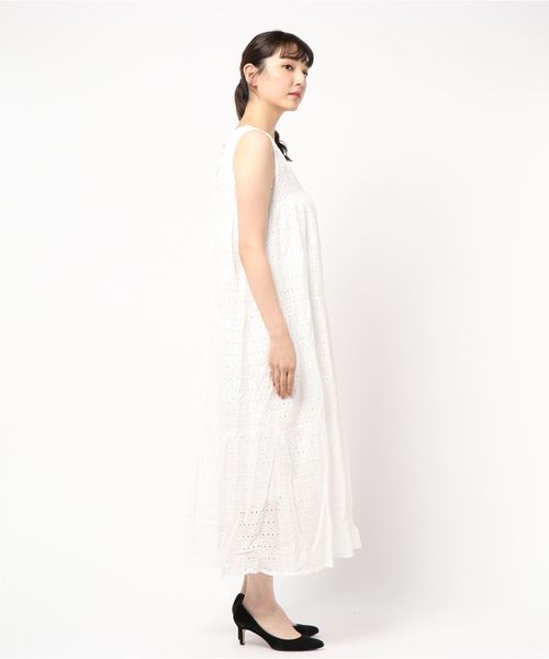 KOBE LETTUCE（コウベレタス）の「ノースリーブコットンレースティアードマキシ丈ワンピース（ワンピース・レディース・ブルー/ブラック/オフホワイト/ミント・FREE）」の5枚目の写真