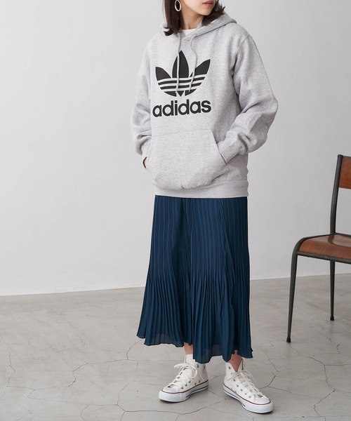 adidas(アディダス)の「adidas アディダス TREFOIL HOODIE トレフォイル フーディー プルオーバーパーカー(パーカー・レディース・ブラック/グレー/ブルー・S/M/L)」の6枚目の写真